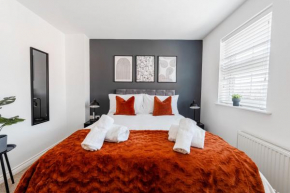 Caboose Stays - Bury St Edmunds - Modern 4 Bed townhouse close to centre and major transport links - Fast Wifi - Parking - Business and Contractors